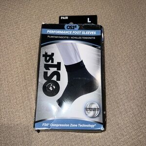Black Performance Foot Sleeves